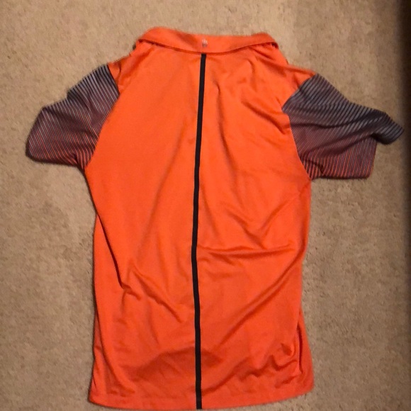 Tiger Woods Golf shirt - Picture 2 of 2